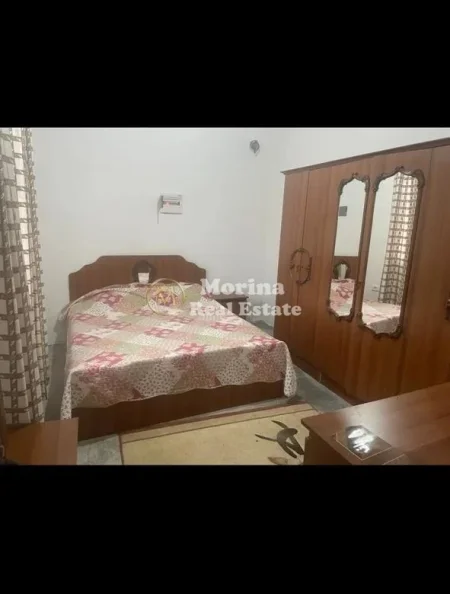 Tirane, shitet Vile 3 Katshe , 279 m² 130.000 € (Kombinat)