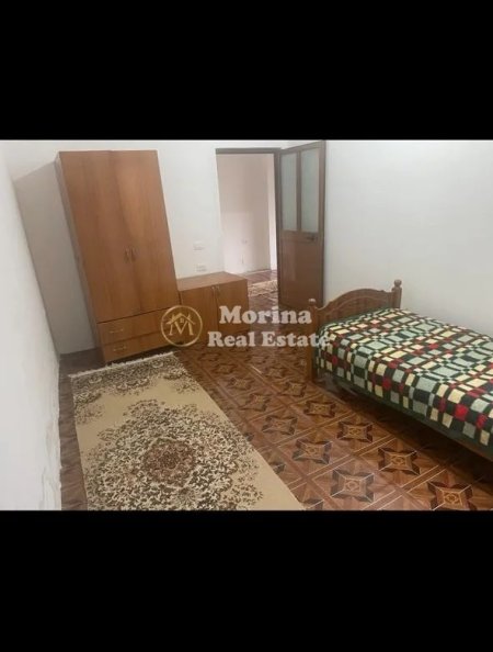 Tirane, shitet Vile 3 Katshe , 279 m² 130.000 € (Kombinat)