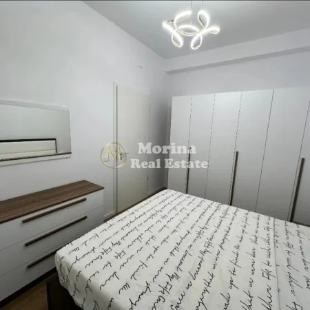 Tirane, jepet me qera apartament 1+1 Kati 3, 65 m² 430 € (Ali Demi)