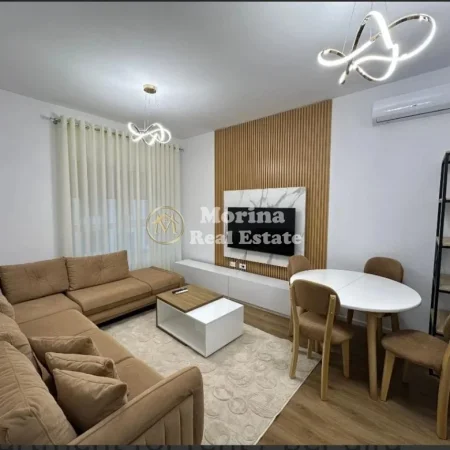 Tirane, jepet me qera apartament 1+1 Kati 3, 65 m² 430 € (Ali Demi)