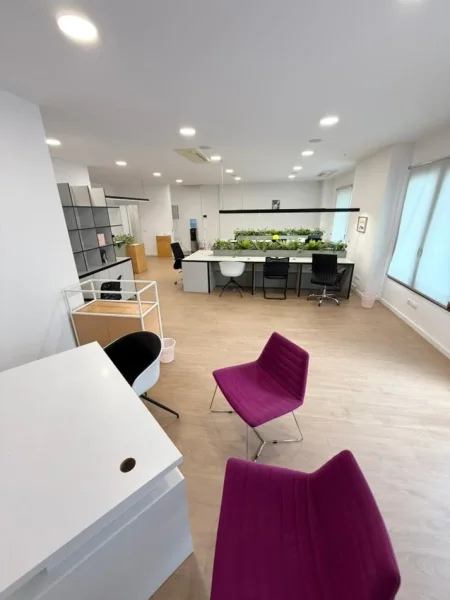 Tirane, jepet me qera zyre Kati 4, 180 m² 