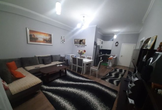 Tirane, shitet apartament 2+1 Kati 4, 91 m² 146.000 € (FRESKU)