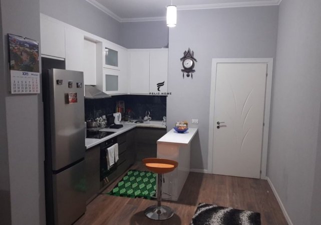 Tirane, shitet apartament 2+1 Kati 4, 91 m² 146.000 € (FRESKU)