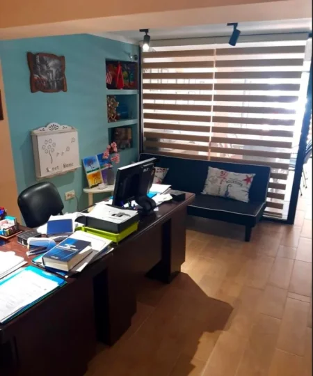 Tirane, shitet dyqan Kati 0, 41 m² 105.000 € (MYSLYM SHYRI)