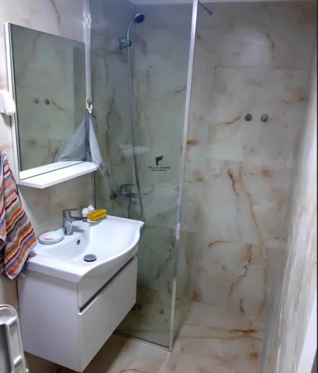 Tirane, shitet dyqan Kati 0, 41 m² 105.000 € (MYSLYM SHYRI)