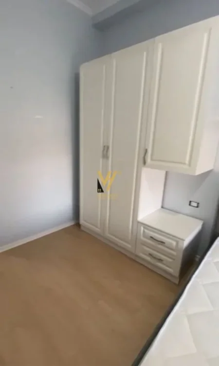 Tirane, jepet me qera apartament 1+1+Ballkon Kati 6, 60 m² 550 € (21 DHJETORI)