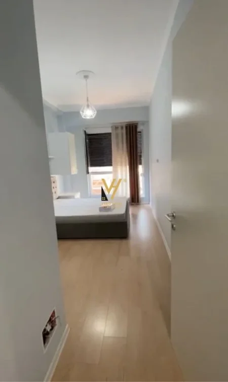 Tirane, jepet me qera apartament 1+1+Ballkon Kati 6, 60 m² 550 € (21 DHJETORI)