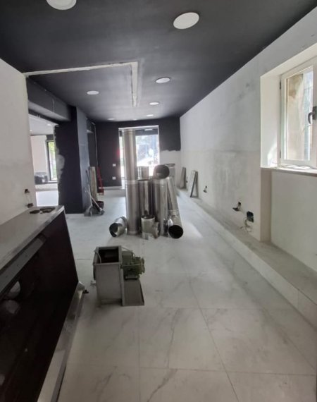 SHITET DYQAN PRANE 21 DHJETORIT   750.000 €