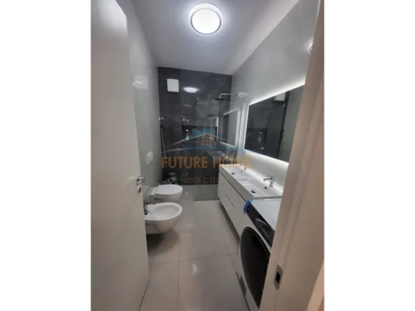 Tirane, jepet me qera apartament 2+1 Kati 5, 72 m² 1.300 € 