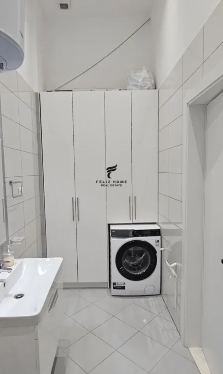 Tirane, shitet apartament 3+1 Kati 1, 118 m² 295.000 € (LIQENI I THATE)