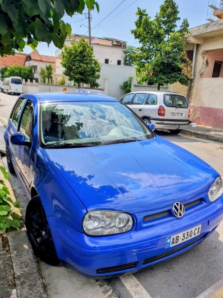 Tirane, shes makine Benzin+Gaz, blu manuale Klima 1.900 €