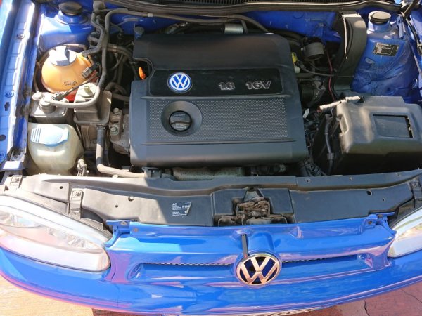 Tirane, shes makine Benzin+Gaz, blu manuale Klima 1.900 €