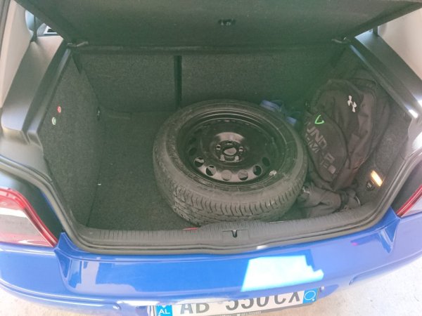 Tirane, shes makine Benzin+Gaz, blu manuale Klima 1.900 €