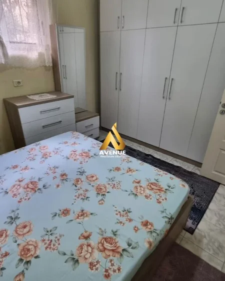 Tirane, jepet me qera apartament 2+1+Ballkon Kati 2, 85 m² 510 € (21 Dhjetori)