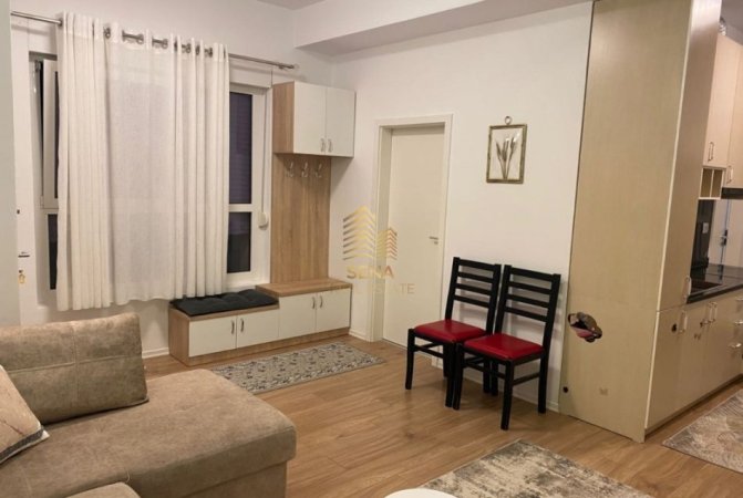 Tirane, jepet me qera apartament 1+1+Ballkon Kati 6, 66 m² 400 € (Ali Demi, Rezidenca Mangalem)