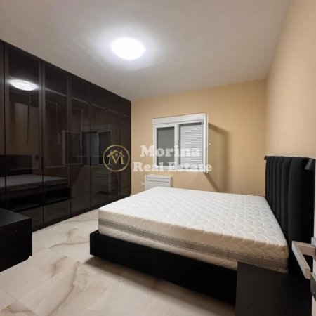 Tirane, jepet me qera apartament 2+1 Kati 1, 145 m² 1.000 € (Rruga Elbasanit)