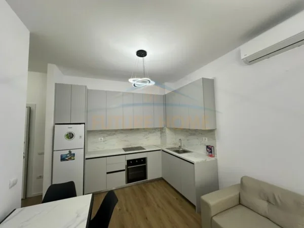 Tirane, jepet me qera apartament 1+1 Kati 3, 52  m² 450 € (REZIDENCA KAIMI)
