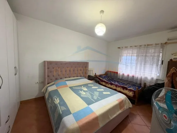 Durres, shitet apartament 1+1 Kati 2, 55 m² 75.000 € (Lagjia 18, Durrës. Informacion mbi apartamentin:)