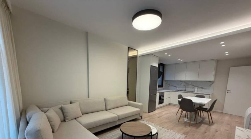 Tirane, jepet me qera apartament 1+1 Kati 3, 77 m² 1.000 € (RRUGA E BARRIKADAVE)