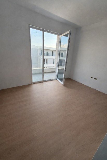 Tirane, shitet apartament 2+1 , 129 m² 128.500 € 