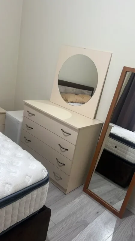 Tirane, jepet me qera apartament 1+1 , 50 m² 350 € (laprake)