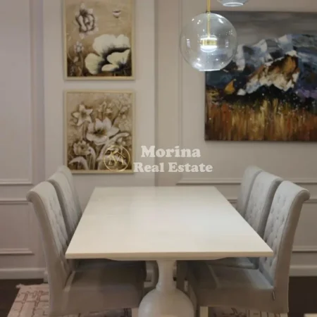 Tirane, jepet me qera apartament 2+1 Kati 3, 111 m² 1.300 € (Laprake)