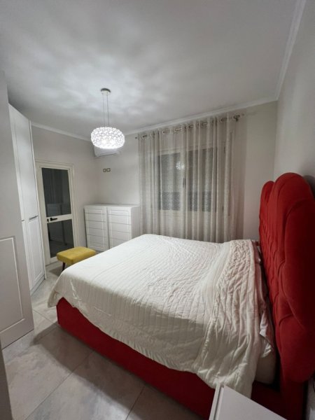 Tirane, shitet apartament 2+1 Kati 5, 92 m² 165.000 € (Astir)