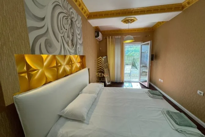 Tirane, jepet me qera apartament 2+1+Ballkon Kati 0, 140 m² 800 € (Liqeni i Thate)