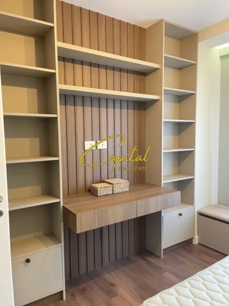 Tirane, jepet me qera apartament 2+1 Kati 2, 80 m² 700 € (SELITE)