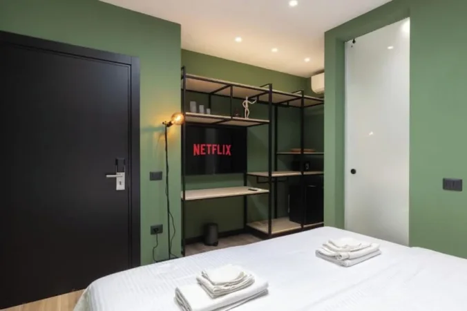 Tirane, jepet me qera 4 garsonier Kati 5, 140 m² 2.000 € (BLLOK)