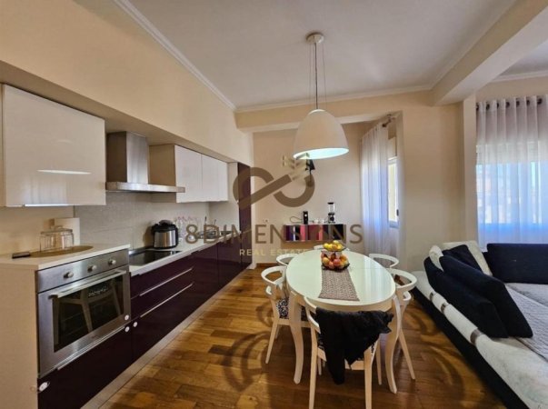 1312_Apartament_21_ne_shitje_tek_Liqeni_i_Thate_-_Me_pamje_panoramike_nga_Liqeni_i_Tiranes_ID_...jpg