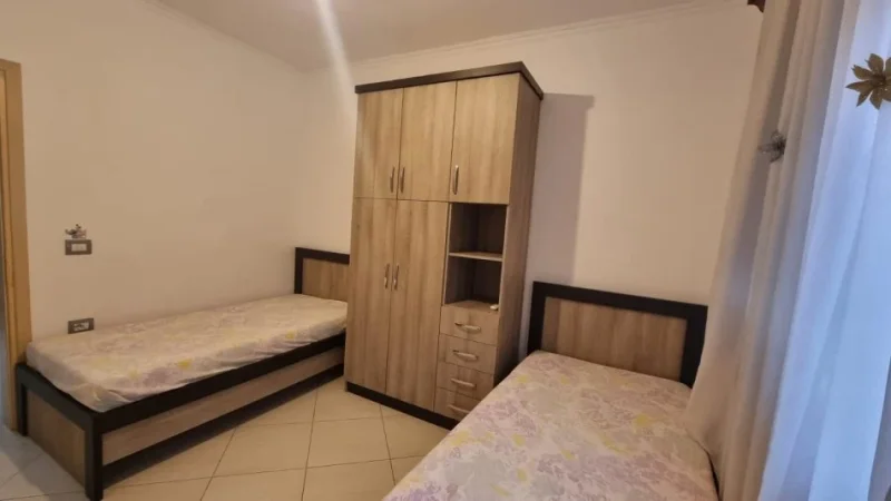 Tirane, jepet me qera apartament 2+1 Kati 3, 58 m² 600 € 