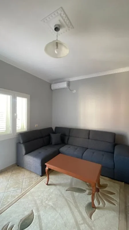 Tirane, jepet me qera apartament 1+1 Kati 2, 55 m² 30.000 leke