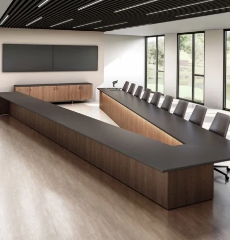 Tirane, jepet me qera zyre Kati 2, 120 m² 1.500 € (GARDA)