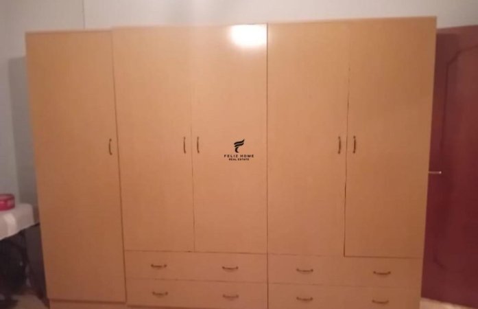 Tirane, jepet me qera apartament 1+1 Kati 4, 74 m² 600 € (MYSLYM SHYRI)