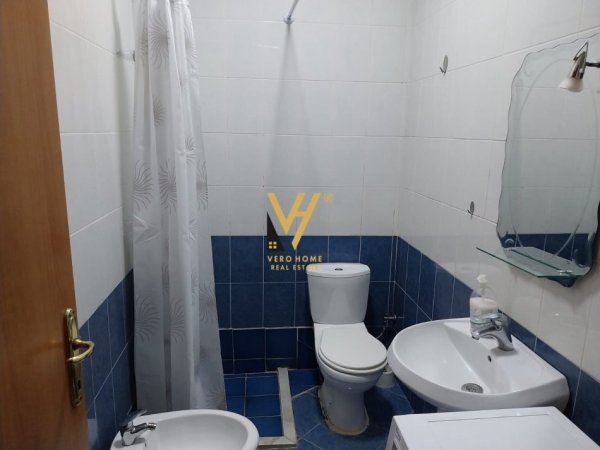 Tirane, jepet me qera apartament 1+1+Ballkon Kati 3, 65 m² 470 € (RRUGA E ELBASANIT)