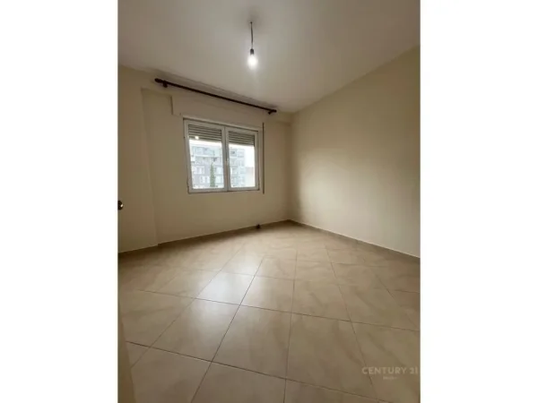 Tirane, jepet me qera apartament 2+1 Kati 4, 70 m² 400 € (Don Bosco bosko132558)