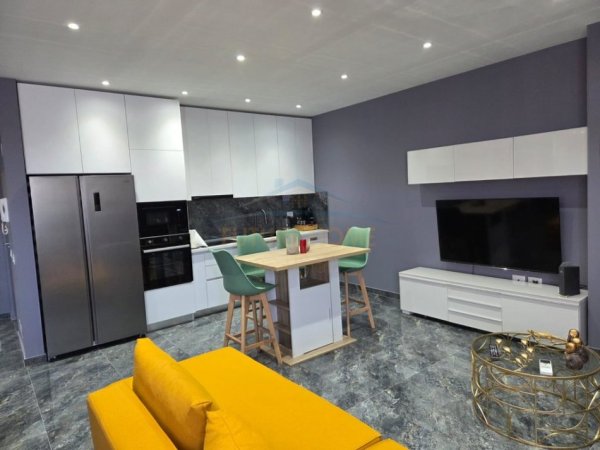 Tirane, jepet me qera apartament 2+1 Kati 6, 115 m² 800 € (Rruga Panorama , Jordan Misja)