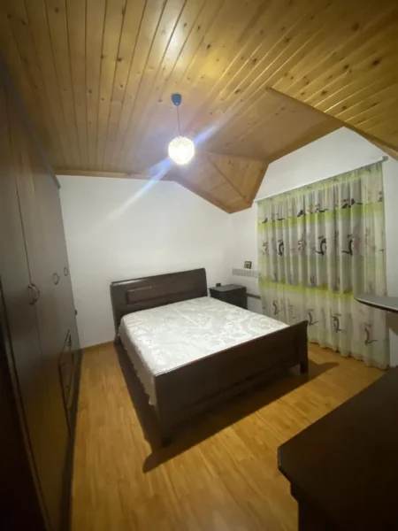 Tirane, jepet me qera apartament+verande | Penthouse 1+1+Ballkon Kati 3, 120 m² 380 € (Rruga muhamed deliu)