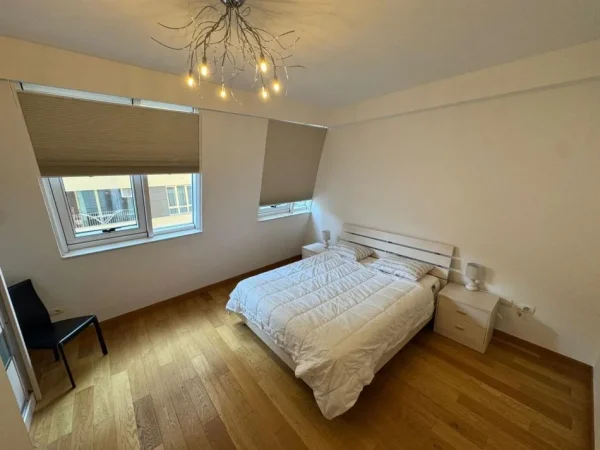 Tirane, shitet apartament 3+1 , 220 m² (air albania)