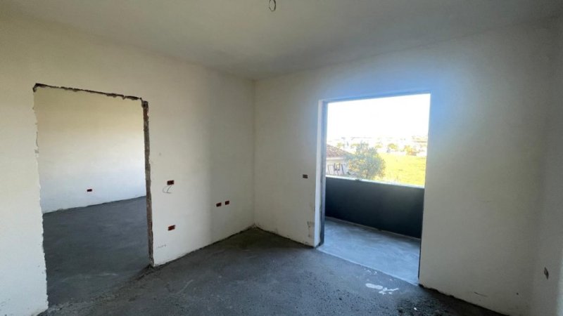 Tirane, shitet apartament 1+1 , 65 m² 75.170 € (Paskuqan)