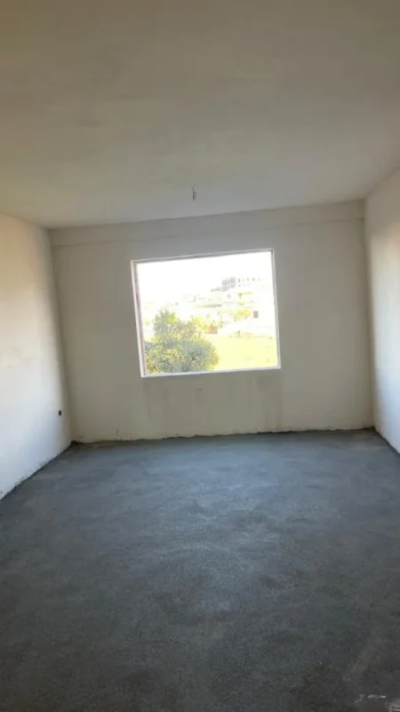 Tirane, shitet apartament 1+1 , 65 m² 75.170 € (Paskuqan)