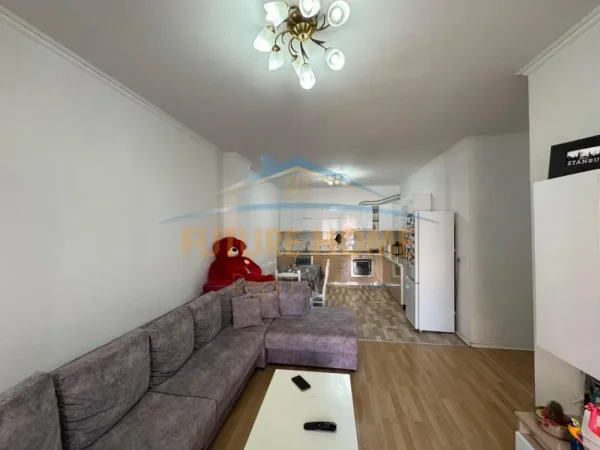 Tirane, shitet apartament 2+1+Ballkon Kati 4, 92 m² 187.000 € (Don Bosko)