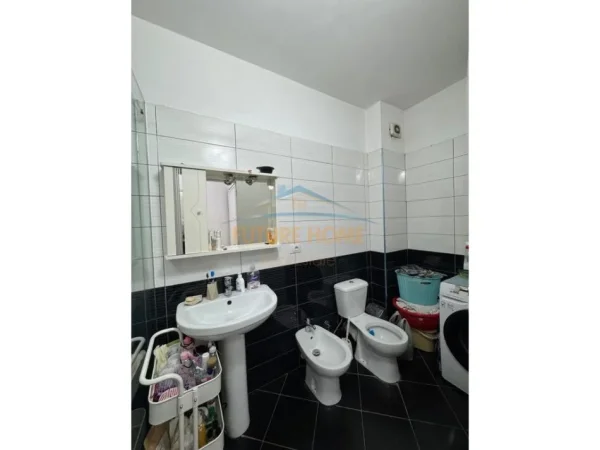Tirane, shitet apartament 2+1+Ballkon Kati 4, 92 m² 187.000 € (Don Bosko)