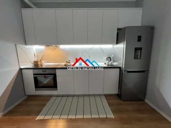 Tirane, jepet me qera apartament 2+1+Ballkon Kati 3, 70 m² 725 € (RRUGA E DIBRES)