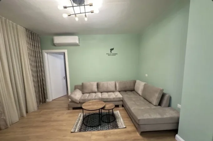 Tirane, jepet me qera apartament 3+1+Ballkon Kati 5, 150 m² 1.500 € (KOPSHTI BOTANIK)