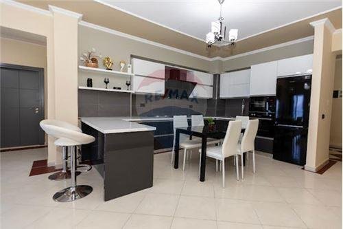Vlore, shitet apartament 2+1+Aneks+Ballkon Kati 7, 144 m² 31.700.000 € 