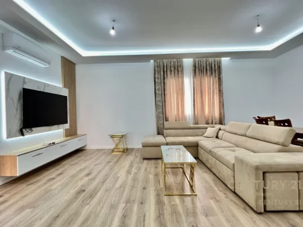 Tirane, jepet me qera apartament 2+1 Kati 0, 109 m² 600 €