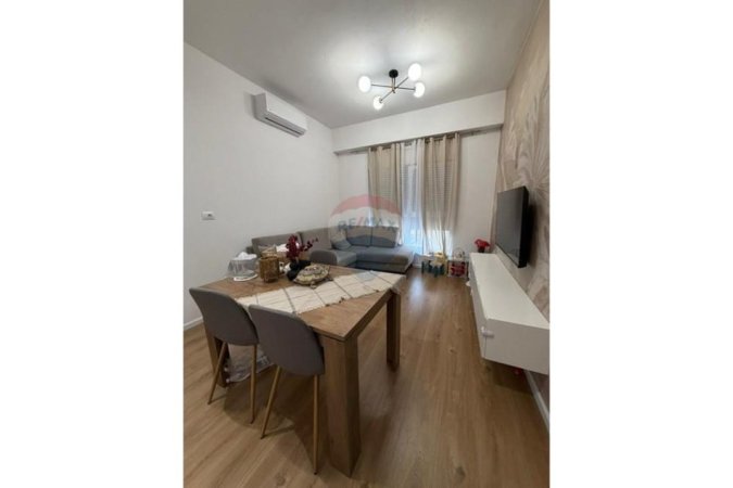 Tirane, shitet apartament 1+1+Ballkon Kati 7, 53 m² 105.000 € (Rezidenca Kaimi, Ali Demi)