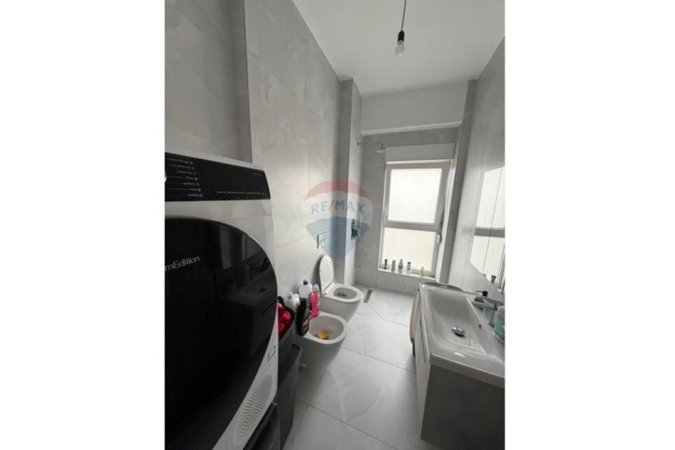 Tirane, shitet apartament 1+1+Ballkon Kati 7, 53 m² 105.000 € (Rezidenca Kaimi, Ali Demi)